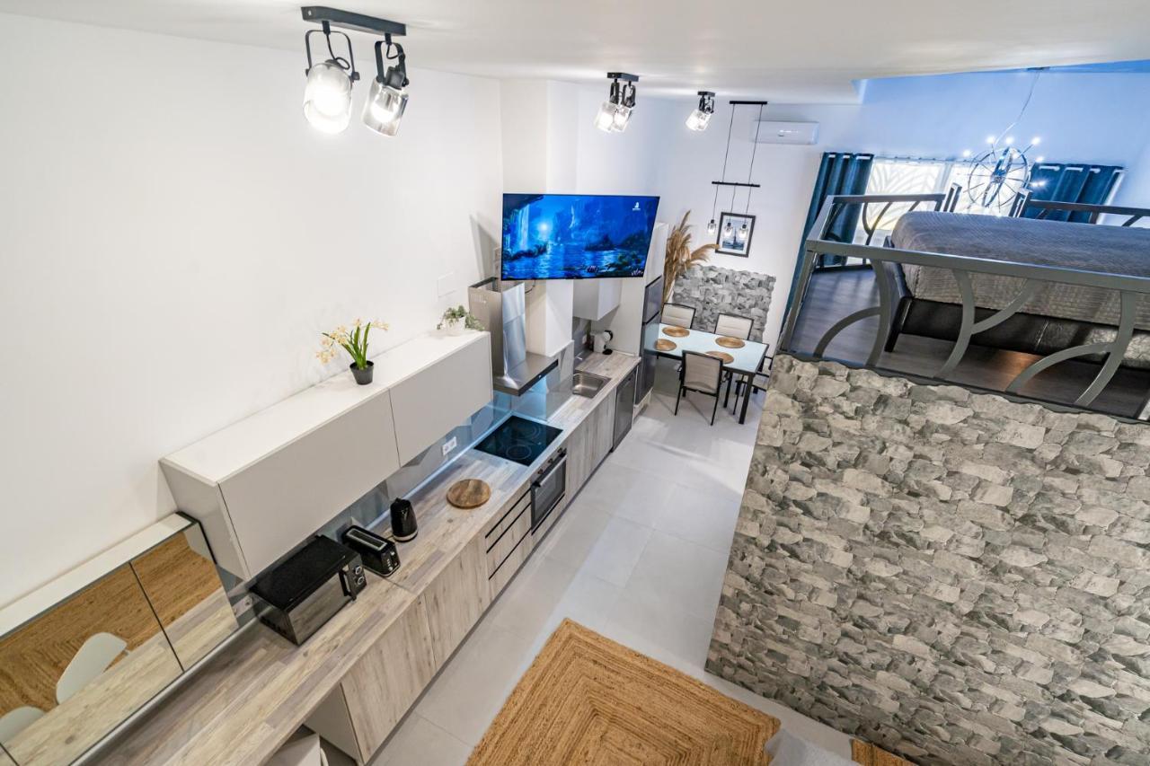 Apartment Exquisite With An Original Design Valencia